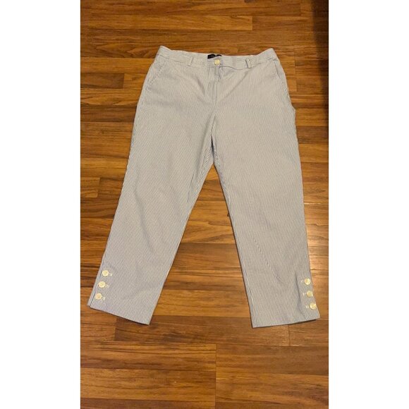 Talbots Women’s Pants Size 12 Blue White Striped Seersucker Cropped Capris Stret - Picture 1 of 10